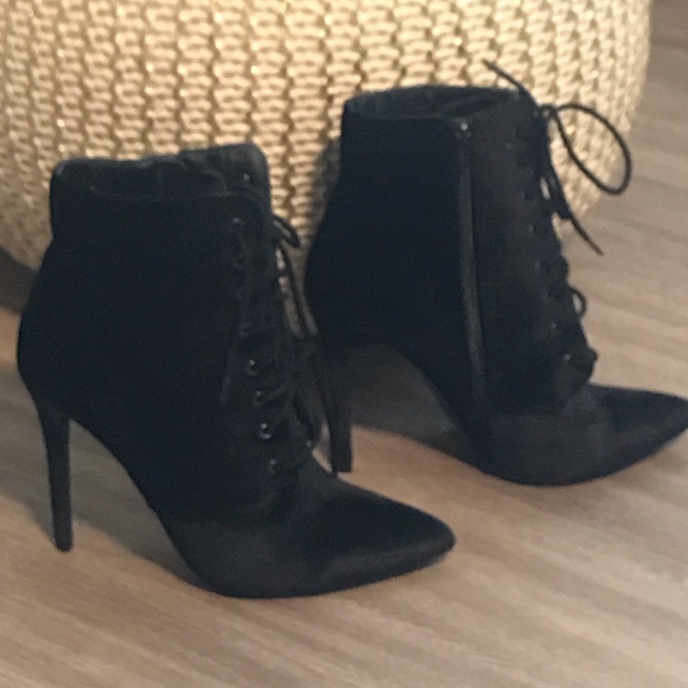 Velvet Lace Up Boots - Picture 3 of 3